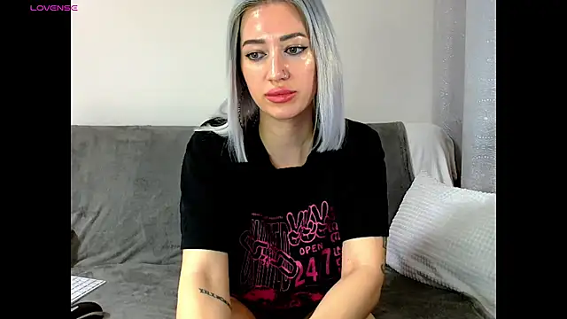 Snapshot of Fuck-Gina chatting on October 2025 04:32:02 AM Fuck-Gina online show from October 2025 04:32:02 AM