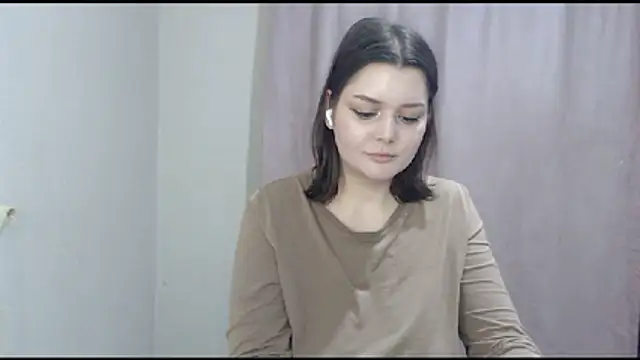 ohhhMie online show from January 2026 11:10:02 PM