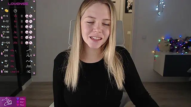 Emma Bryan online show from December 2024 10:58:01 AM