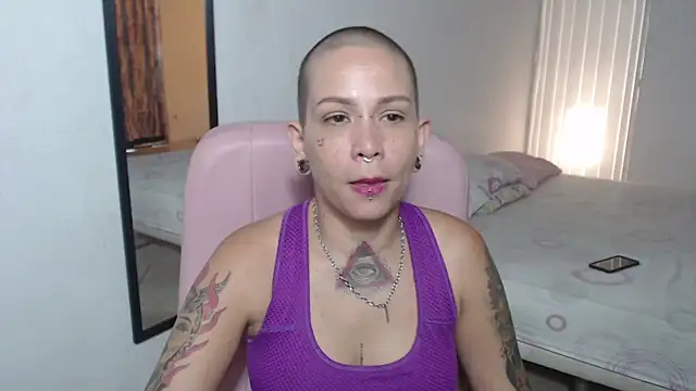 moon cat85 online show from March 2025 01:38:02 PM