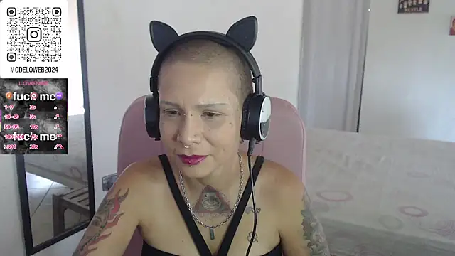 moon cat85 online show from March 2025 07:27:02 PM