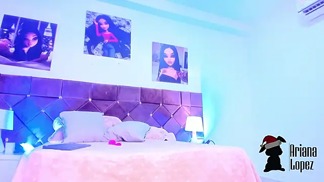 Snapshot of Ariana_lopezz chatting on December 2024 12:33:02 PM Ariana lopezz online show from December 2024 12:33:02 PM