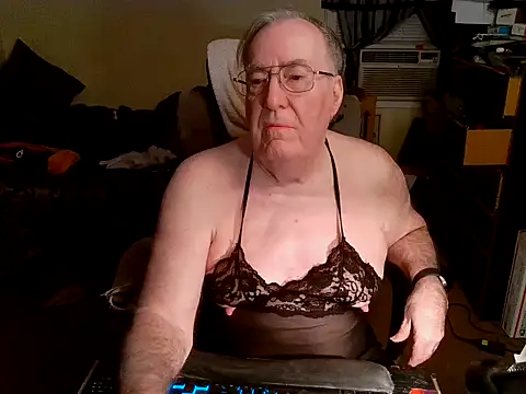 Toastir online show from December 2024 12:04:02 AM