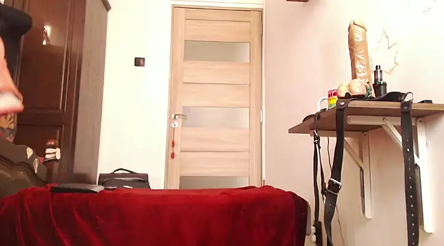 Goddess Inanna online show from January 2025 07:00:01 AM