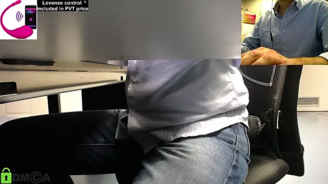 Snapshot of pliko chatting on February 2025 04:41:02 PM pliko online show from February 2025 04:41:02 PM