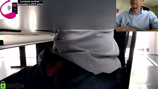 Snapshot of pliko chatting on February 2025 02:10:01 PM pliko online show from February 2025 02:10:01 PM