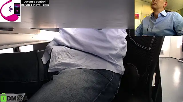 Snapshot of pliko chatting on February 2025 02:54:02 PM pliko online show from February 2025 02:54:02 PM