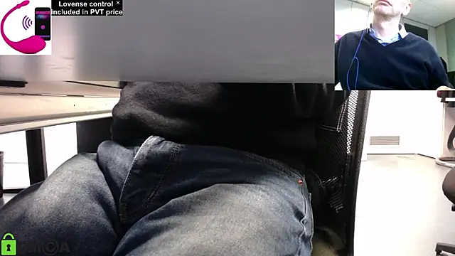 Snapshot of pliko chatting on February 2025 08:53:02 AM pliko online show from February 2025 08:53:02 AM