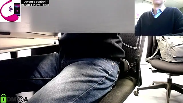 Snapshot of pliko chatting on February 2025 02:09:02 PM pliko online show from February 2025 02:09:02 PM