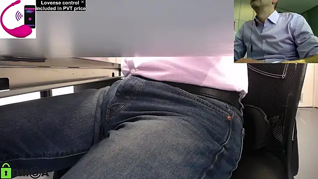 Snapshot of pliko chatting on March 2025 01:46:01 PM pliko online show from March 2025 01:46:01 PM