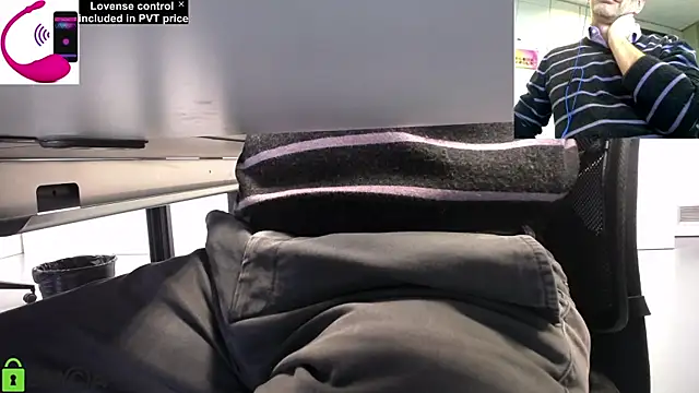 Snapshot of pliko chatting on March 2025 11:10:02 AM pliko online show from March 2025 11:10:02 AM