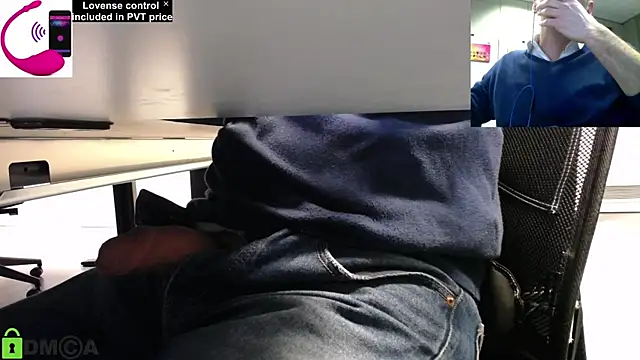 Snapshot of pliko chatting on March 2025 04:18:02 PM pliko online show from March 2025 04:18:02 PM