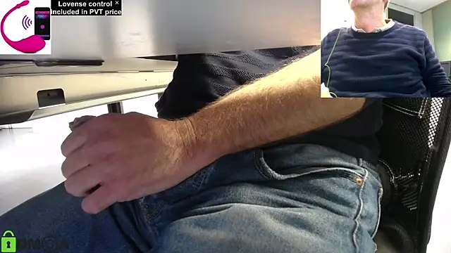 Snapshot of pliko chatting on October 2025 12:55:02 PM pliko online show from October 2025 12:55:02 PM