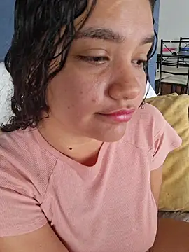 blerstefan1 online show from October 2025 12:49:01 PM