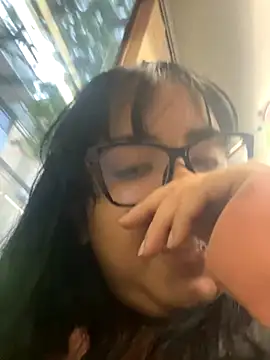 LillyCandy online show from November 2025 10:30:01 PM