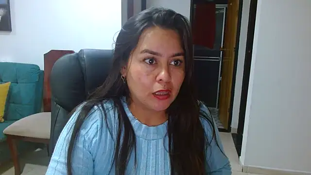 Ixchel Anaid online show from December 2025 09:34:02 PM