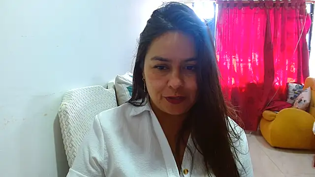 Snapshot of Ixchel_Anaid chatting on July 2026 03:14:02 PM Ixchel Anaid online show from July 2026 03:14:02 PM