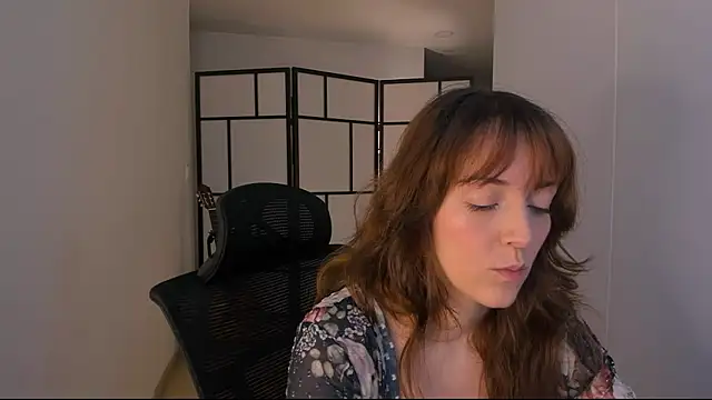 Snapshot of molly_marmalade_ chatting on June 2026 05:02:02 PM molly marmalade online show from June 2026 05:02:02 PM