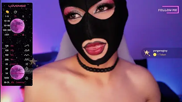 Snapshot of Bigfemblue chatting on December 2024 02:33:02 AM Bigfemblue online show from December 2024 02:33:02 AM