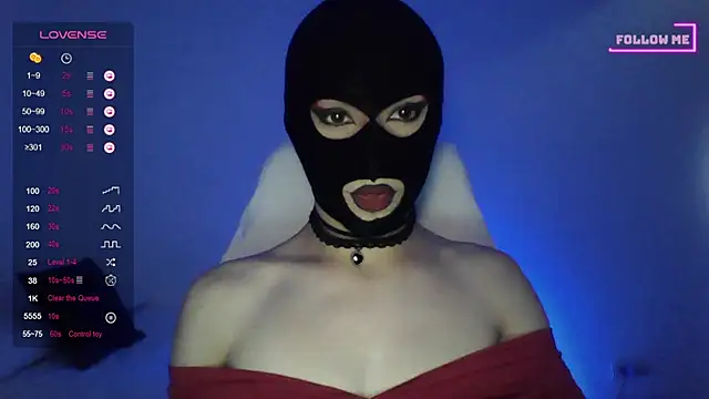 Snapshot of Bigfemblue chatting on October 2025 04:05:02 PM Bigfemblue online show from October 2025 04:05:02 PM