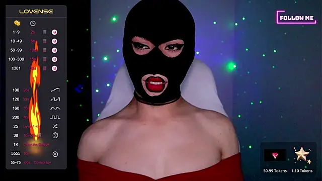 Snapshot of Bigfemblue chatting on December 2025 11:00:02 PM Bigfemblue online show from December 2025 11:00:02 PM