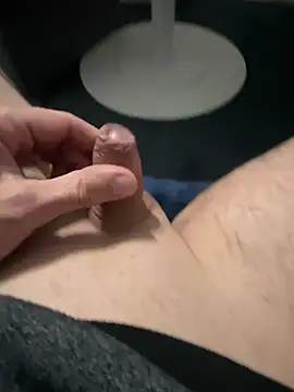 Snapshot of Blo666@xh chatting on March 2025 11:47:02 PM Blo666xh online show from March 2025 11:47:02 PM