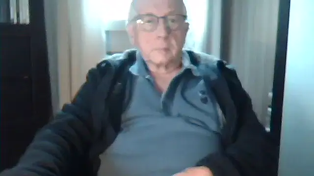 johnjohn622662 online show from January 2026 03:06:01 PM