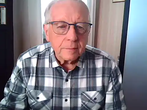 johnjohn622662 online show from April 2026 09:10:01 AM