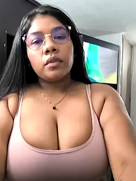 Snapshot of paola091 chatting on February 2025 02:03:01 AM paola091 online show from February 2025 02:03:01 AM