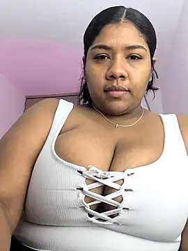 Snapshot of paola091 chatting on November 2025 11:48:02 PM paola091 online show from November 2025 11:48:02 PM