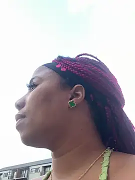 Snapshot of CurvyDesire1 chatting on March 2025 02:59:02 PM CurvyDesire1 online show from March 2025 02:59:02 PM