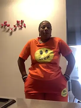 Snapshot of CurvyDesire1 chatting on September 2025 09:31:02 AM CurvyDesire1 online show from September 2025 09:31:02 AM
