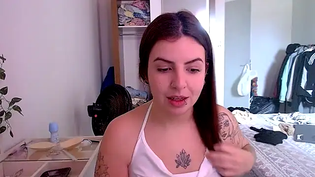 chelbyy online show from October 2025 02:58:02 PM