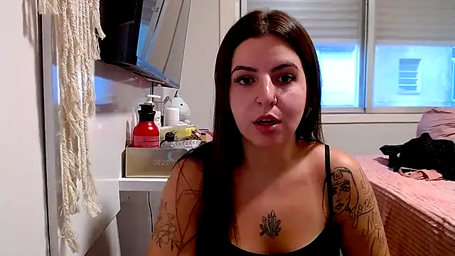 chelbyy online show from February 2026 10:26:02 PM