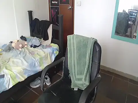 alisterxxx online show from April 2026 03:40:02 PM