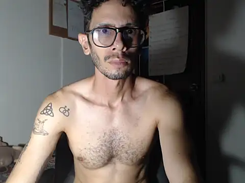 alisterxxx online show from July 2026 02:48:02 AM