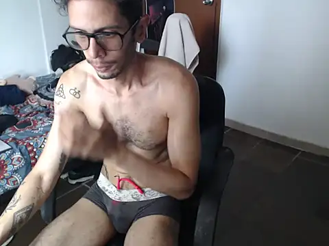 alisterxxx online show from July 2026 01:13:02 PM
