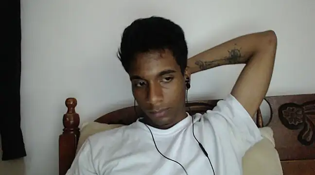 Snapshot of stevenosori chatting on December 2024 10:52:02 PM stevenosori online show from December 2024 10:52:02 PM