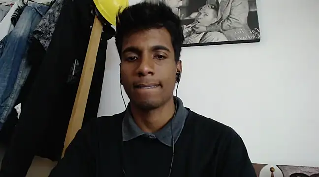 Snapshot of stevenosori chatting on December 2024 09:30:02 PM stevenosori online show from December 2024 09:30:02 PM