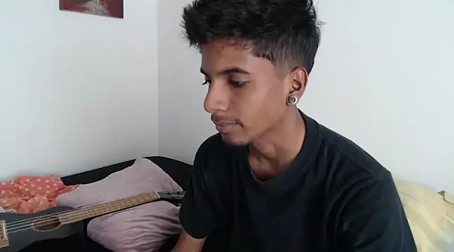 Snapshot of stevenosori chatting on December 2024 06:50:02 PM stevenosori online show from December 2024 06:50:02 PM