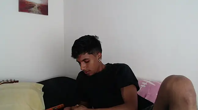 Snapshot of stevenosori chatting on December 2024 06:38:02 PM stevenosori online show from December 2024 06:38:02 PM