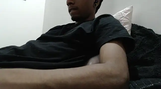 Snapshot of stevenosori chatting on January 2025 12:15:01 AM stevenosori online show from January 2025 12:15:01 AM