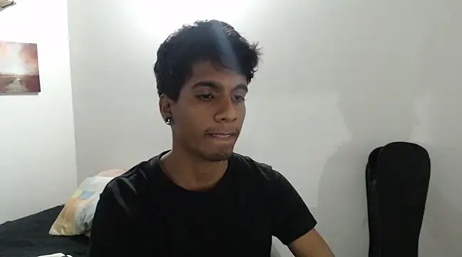 Snapshot of stevenosori chatting on February 2025 01:02:01 AM stevenosori online show from February 2025 01:02:01 AM