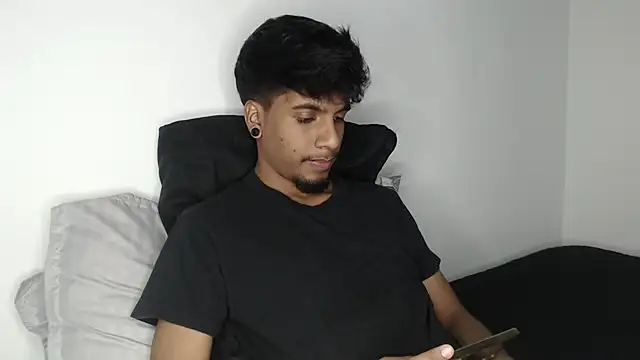 Snapshot of stevenosori chatting on September 2025 11:00:02 AM stevenosori online show from September 2025 11:00:02 AM