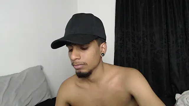 Snapshot of stevenosori chatting on September 2025 12:03:02 AM stevenosori online show from September 2025 12:03:02 AM