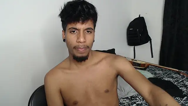 Snapshot of stevenosori chatting on September 2025 02:06:01 AM stevenosori online show from September 2025 02:06:01 AM