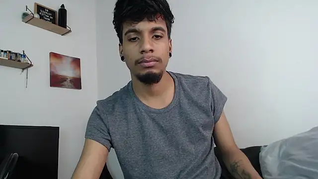 Snapshot of stevenosori chatting on October 2025 04:35:02 PM stevenosori online show from October 2025 04:35:02 PM