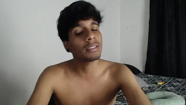 Snapshot of stevenosori chatting on October 2025 12:33:01 AM stevenosori online show from October 2025 12:33:01 AM