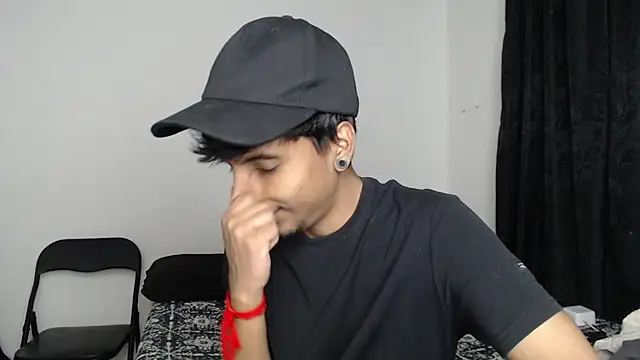 Snapshot of stevenosori chatting on November 2025 04:36:01 AM stevenosori online show from November 2025 04:36:01 AM