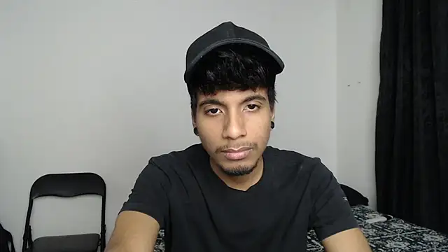 Snapshot of stevenosori chatting on November 2025 02:14:01 AM stevenosori online show from November 2025 02:14:01 AM